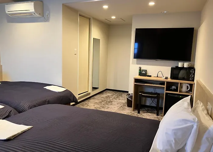 Hotel Livemax Budget Kobe (Adults Only)