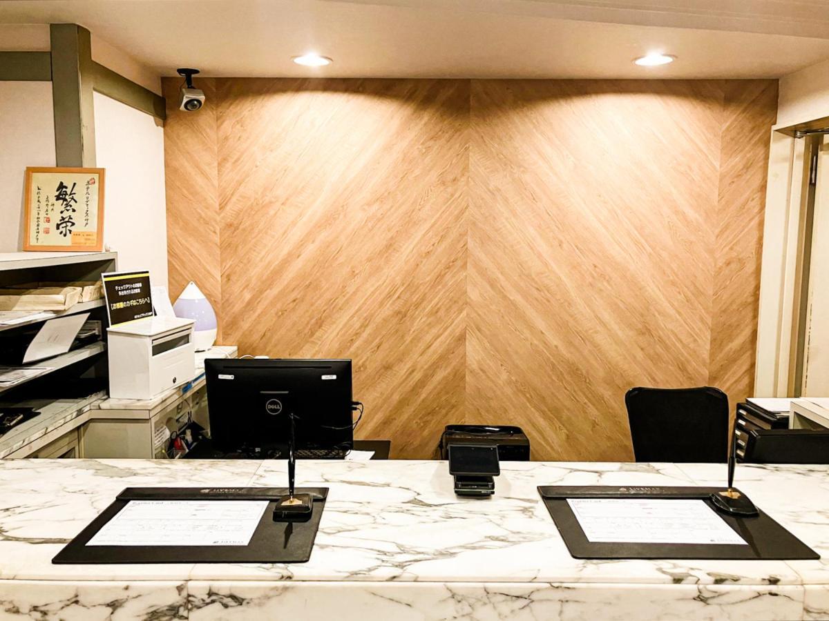 Hotel Livemax Budget (adults Only) 2*